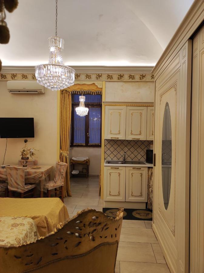 Apartamento Benvenuti Al Sud Nápoles Exterior foto