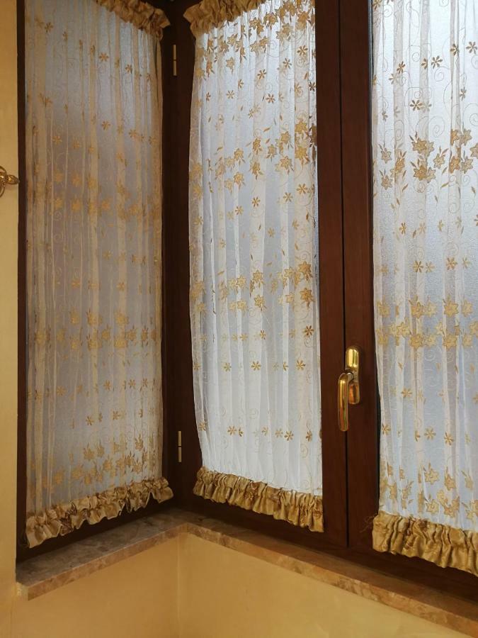 Apartamento Benvenuti Al Sud Nápoles Exterior foto